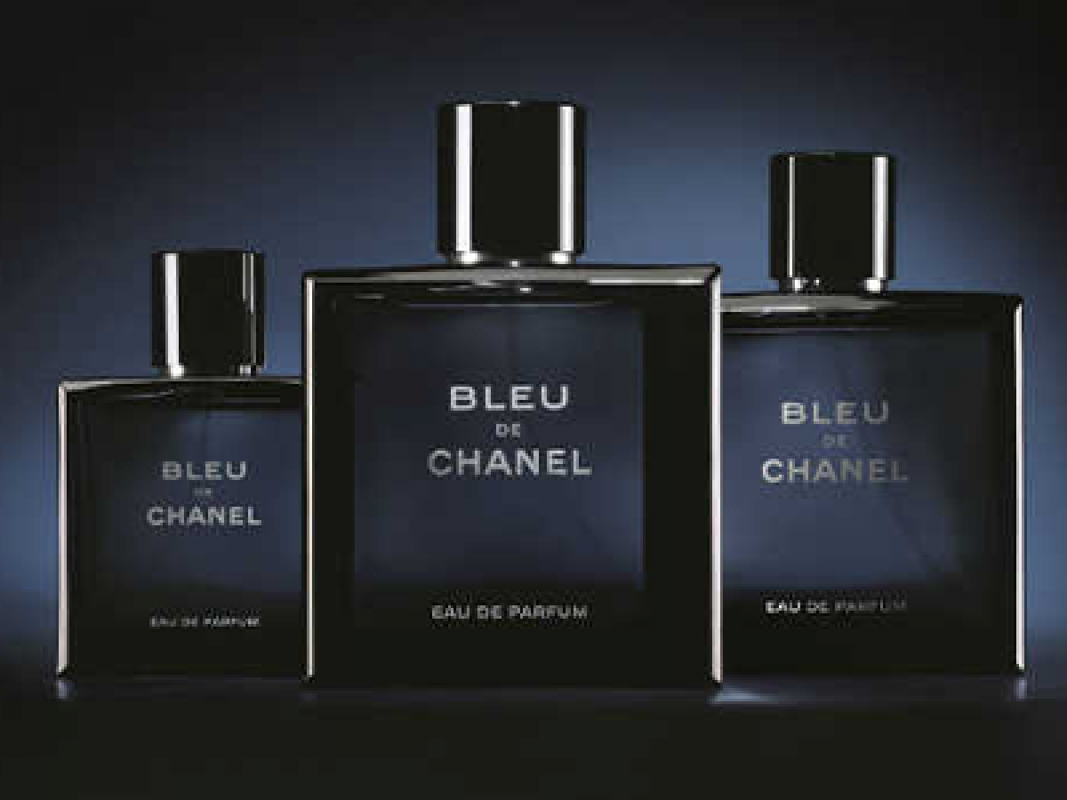 Летуаль мужские ароматы. Блю де Шанель летуаль. Шанель Блю де Шанель 200 мл. Chanel bleu de Chanel 10 мл. 3. Bleu de Chanel Chanel.